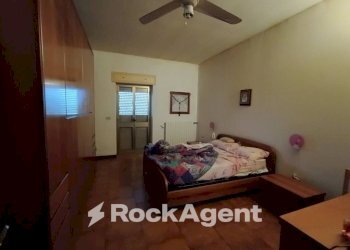 Camera da letto - Appartamento via Papa Giovanni XXIII, Castri di Lecce - foto 16