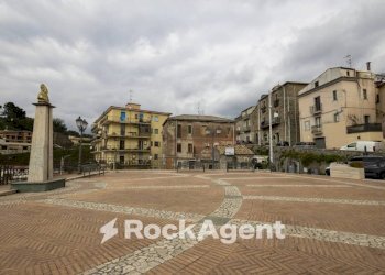 Zona - Three-room apartment via Candela, 12, Catanzaro - photo 2