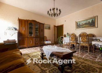 Salone - Three-room apartment via Candela, 12, Catanzaro - photo 14