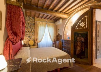 Camera da letto - Four-room apartment strada Statale 1, 298, San Giuliano Terme - photo 2