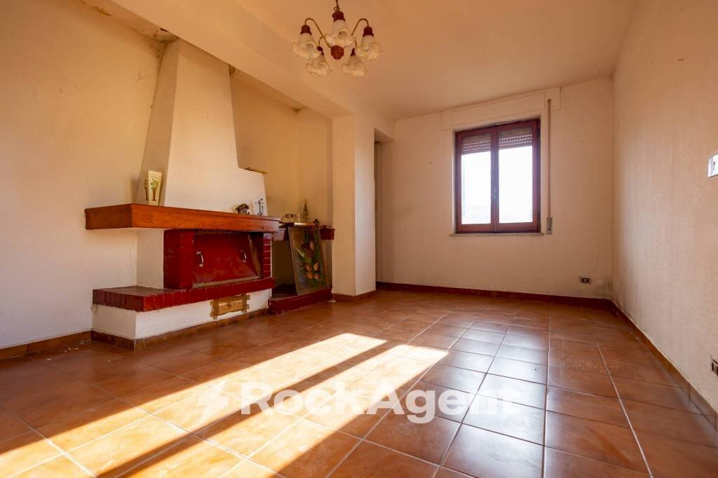 Cucina - Appartamento via degli Svevi, 92, Catanzaro - foto 1