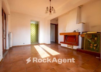 Cucina - Appartamento via degli Svevi, 92, Catanzaro - foto 5