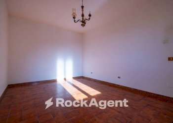 Camera da letto - Appartamento via degli Svevi, 92, Catanzaro - foto 23