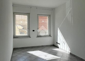 Three-room apartment Via vittorio veneto, Riva Presso Chieri - photo 5