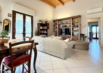 www.la-commerciale.com - Rif. COM007.jpg - Appartamento Via Nilde Iotti 7, Ozzano dell'Emilia - foto 7