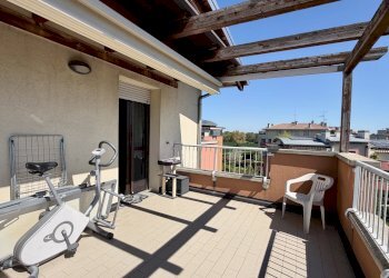 www.la-commerciale.com - Rif. COM007.jpg - Appartamento Via Nilde Iotti 7, Ozzano dell'Emilia - foto 12