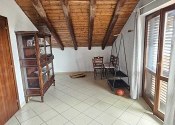 WhatsApp Image 2026-05-06 at 10.42.32 (5).jpg - Attic Tremestieri Etneo - photo 6
