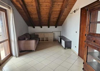 WhatsApp Image 2026-05-06 at 10.32.40 (1).jpg - Attic Tremestieri Etneo - photo 7