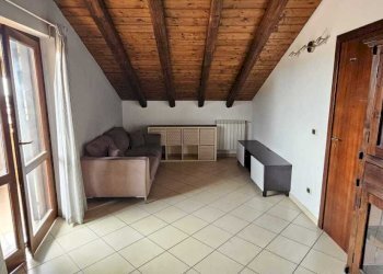 WhatsApp Image 2026-05-06 at 10.42.32 (6).jpg - Attic Tremestieri Etneo - photo 8