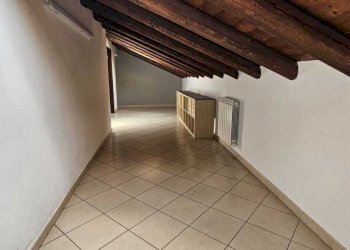 WhatsApp Image 2026-05-06 at 10.32.44.jpg - Attic Tremestieri Etneo - photo 14