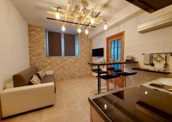 1.jpg - Two-room apartment Via Alfonso Balzico, Salerno - photo 9