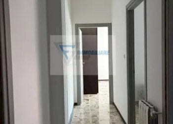 Three-room apartment Via Unione Sovietica, Siracusa - photo 9