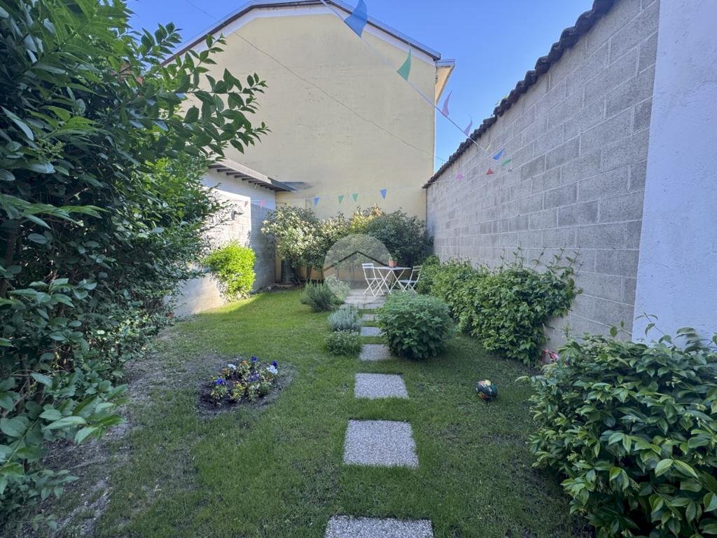 Semi-detached house Via Braida, Carignano - photo 2