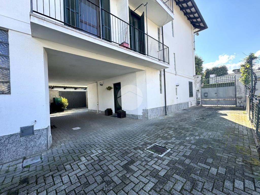 Semi-detached house Via Braida, Carignano - photo 3