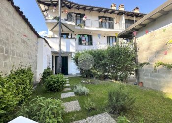 Semi-detached house Via Braida, Carignano - photo 1