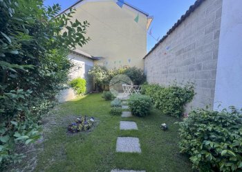 Semi-detached house Via Braida, Carignano - photo 2