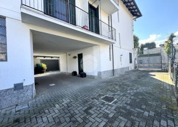 Semi-detached house Via Braida, Carignano - photo 3