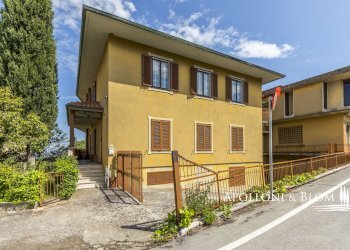 Appartamento Via Roma, 15, Castiglione d'Orcia - foto 2