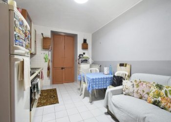 Two-room apartment Via Asti, Torino (neighborhood Borgo Po) - photo 6