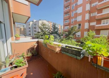 Three-room apartment Via Vittorio Scialoia, Milano (neighborhood Affori) - photo 3