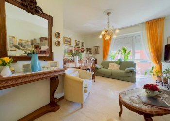 Three-room apartment Via Vittorio Scialoia, Milano (neighborhood Affori) - photo 7