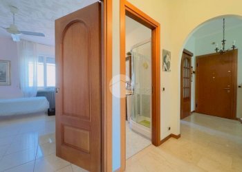 Three-room apartment Via Vittorio Scialoia, Milano (neighborhood Affori) - photo 12