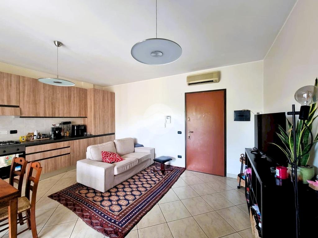 Two-room apartment Via Diego Guicciardi, Milano (neighborhood Dergano) - photo 3