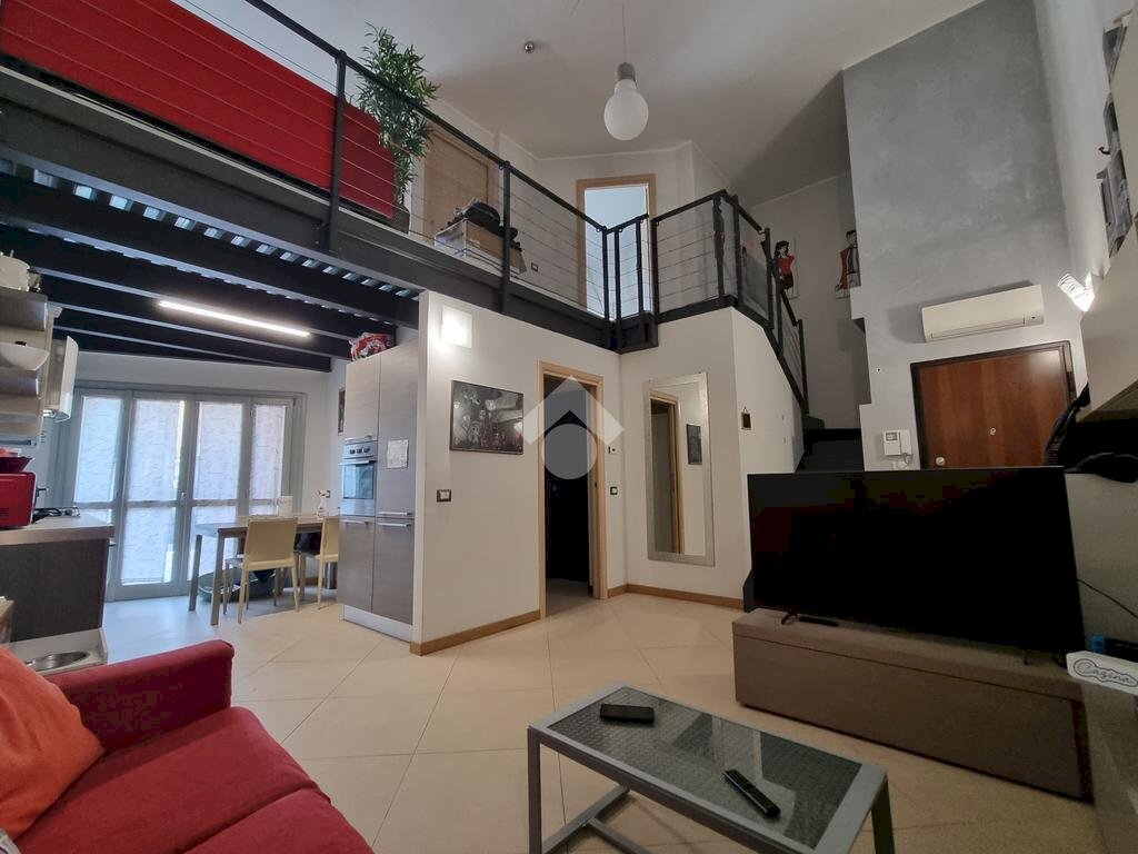 Four-room apartment Via Toti, Carugate - photo 1