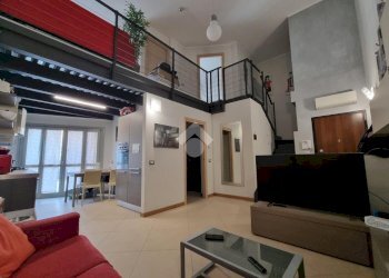 Four-room apartment Via Toti, Carugate - photo 1