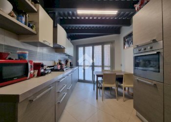 Four-room apartment Via Toti, Carugate - photo 12