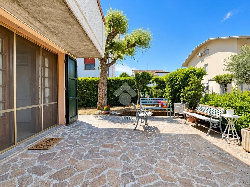 Villa Via F. Petrarca, Gatteo - photo 2