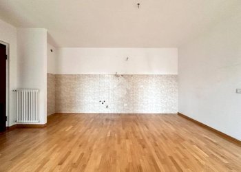 Two-room apartment Via Tommaso Campanella, Tortona - photo 1