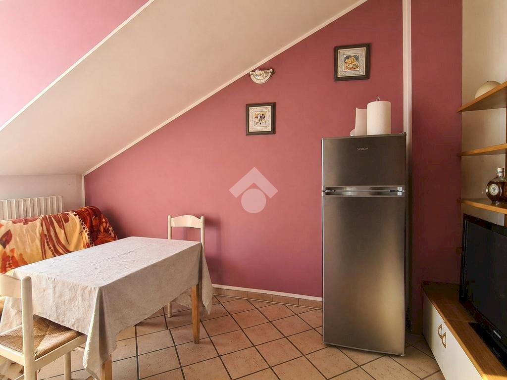 Two-room apartment Via Giovanni Pascoli, Bra - photo 2