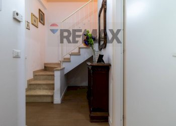 Scale - Appartamento Via Bronte
 
25, Roma - foto 12