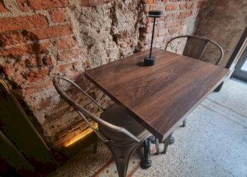Interno palazzo - Shop corso Giuseppe Garibaldi, 18, Borgomanero - photo 13