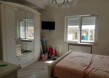 Camera da letto - Three-room apartment via Pietro Aldobrandini, 12, Anzio - photo 6