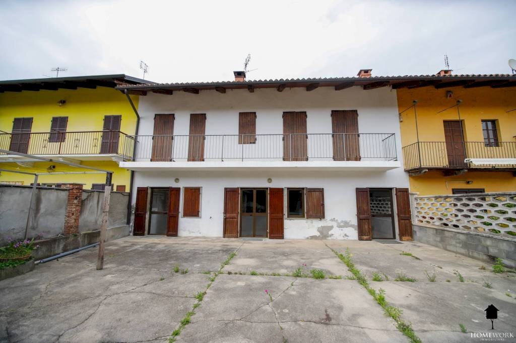 Facciata - Independent house via Santa Margherita, Chivasso - photo 1