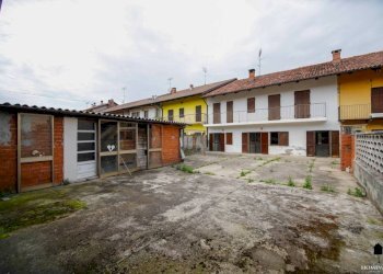 Facciata - Independent house via Santa Margherita, Chivasso - photo 2