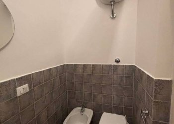 Bagno - Three-room apartment via Paraguay, 3, Roma - photo 14
