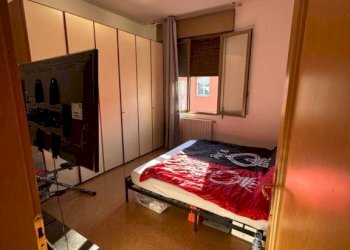 Camera da letto - Appartamento via Giuseppe Giusti, Bologna (zona Corticella) - foto 9