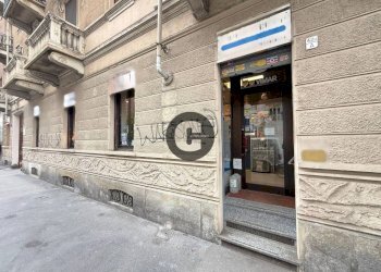 Facciata - Commercial Activity via Principi d'Acaja, 42, Torino (neighborhood Cit Turin) - photo 15