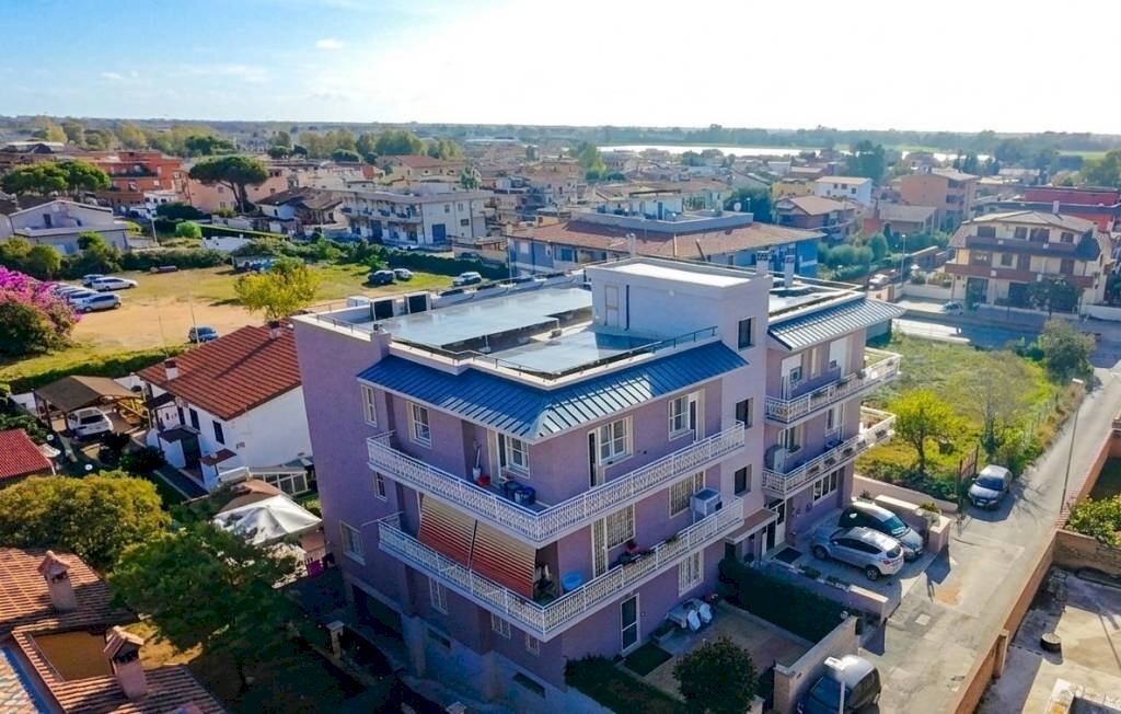Vista - Quadrilocale via Antonio Roveggio, frazione Dragona, Roma - foto 1