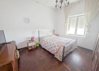 Camera da letto - Four-room apartment via Antonio Roveggio, hamlet Dragona, Roma - photo 15