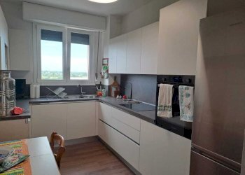 WhatsApp Image 2026-05-10 at 10.44.29 (4).jpg - Three-room apartment Piazzale Charlie Chaplin 21, Parma (neighborhood Oltretorrente) - photo 9