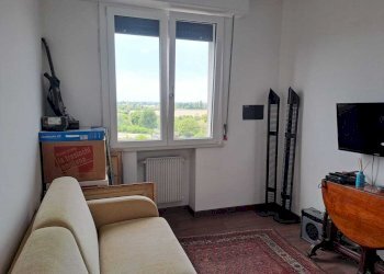 WhatsApp Image 2026-05-10 at 10.44.27 (8).jpg - Three-room apartment Piazzale Charlie Chaplin 21, Parma (neighborhood Oltretorrente) - photo 16