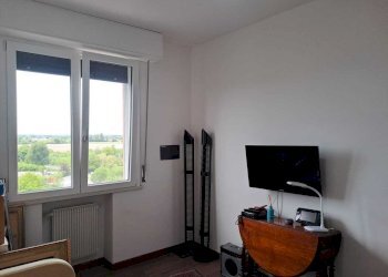 WhatsApp Image 2026-05-10 at 10.44.28.jpg - Three-room apartment Piazzale Charlie Chaplin 21, Parma (neighborhood Oltretorrente) - photo 17
