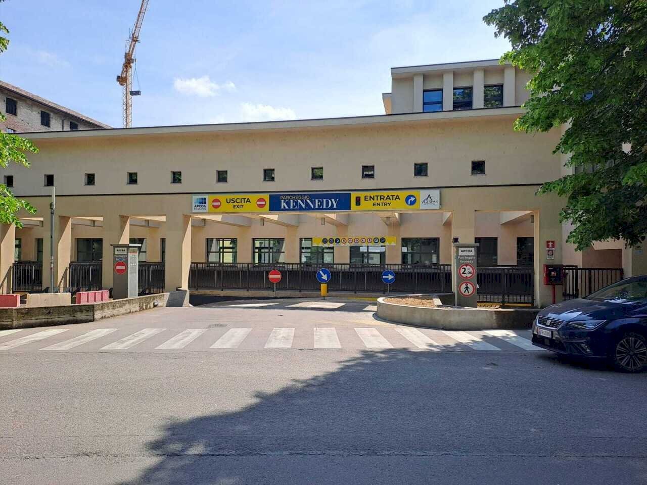 WhatsApp Image 2026-05-10 at 09.48.43.jpg - Box Via John Fitzgerald Kennedy 71, Parma (neighborhood Oltretorrente) - photo 1