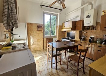 Trilocale CORSO PERRONE, Genova (zona Cornigliano) - foto 1