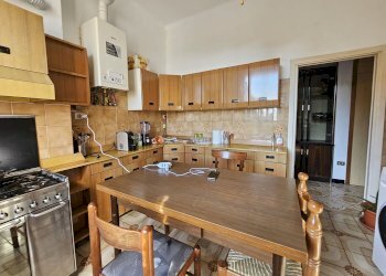 Trilocale CORSO PERRONE, Genova (zona Cornigliano) - foto 3