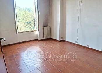 Four-room apartment viale rimembranze, Apricale - photo 1